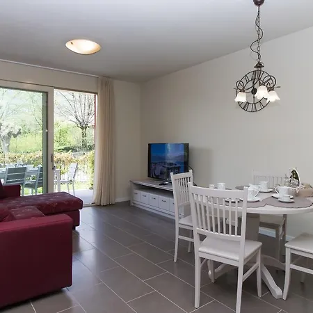 Apartment Tulipani 8
