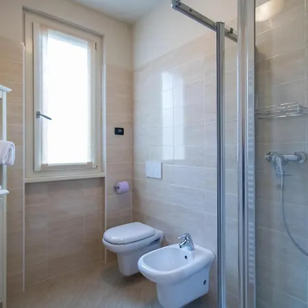 Apartment Tulipani 8
